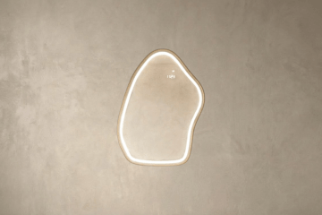 Καθρέφτες σε διακοσμητική κορνίζα